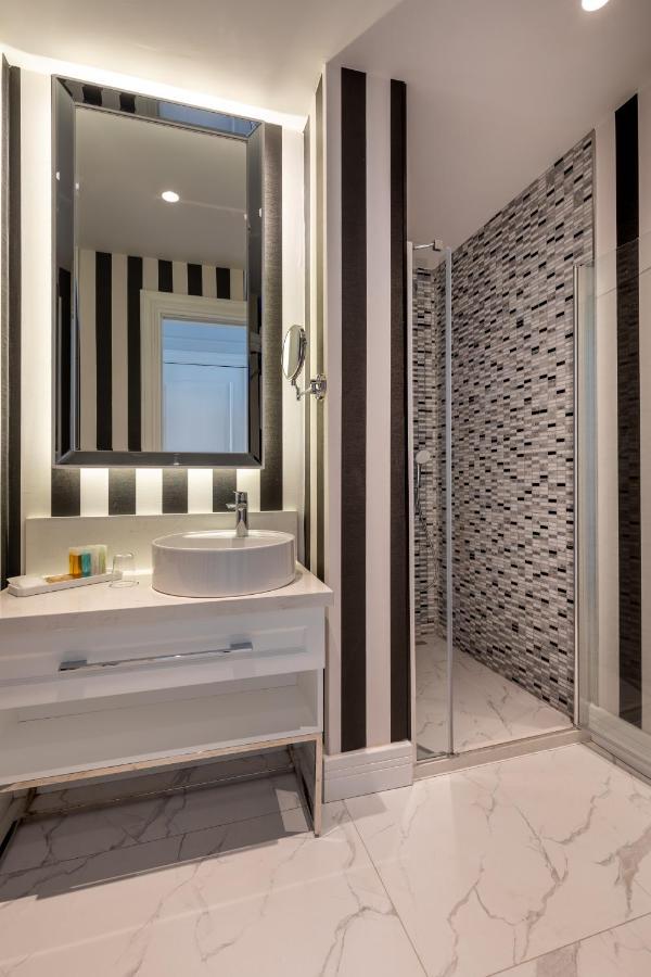 Motif Hotel Çeşme Esterno foto